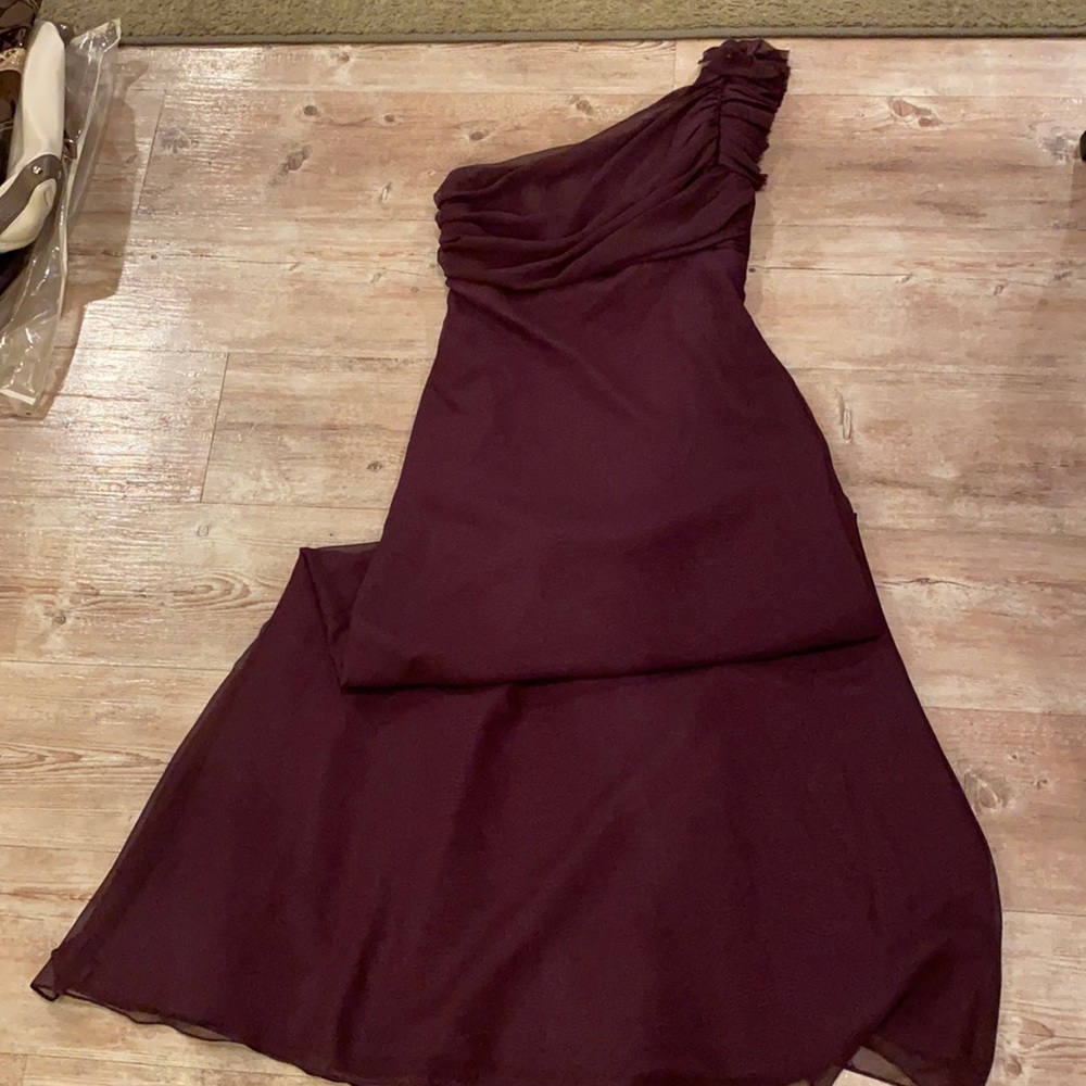 one shoulder burgundy gown